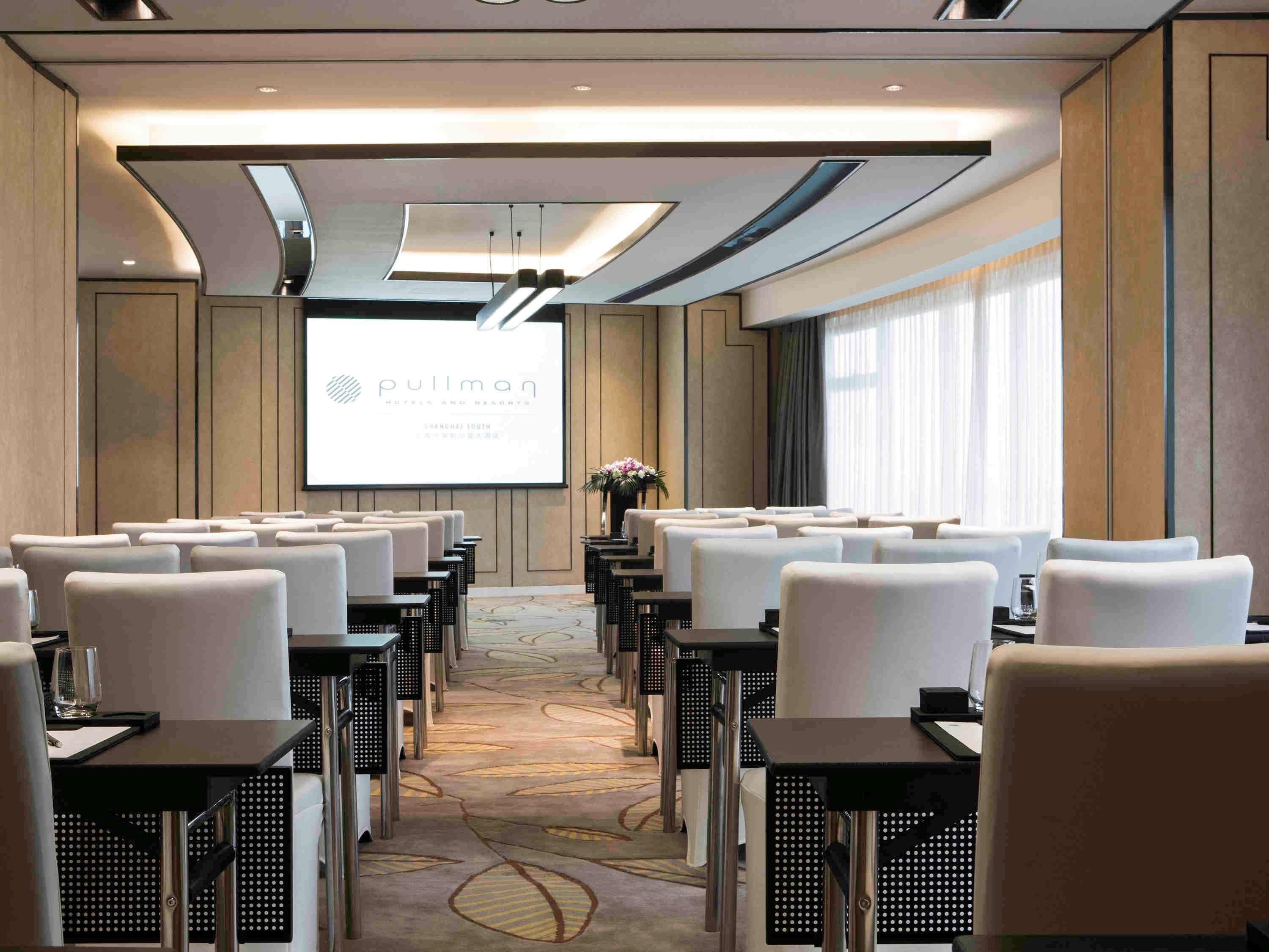 Pullman Shanghai Xuhui Exterior photo