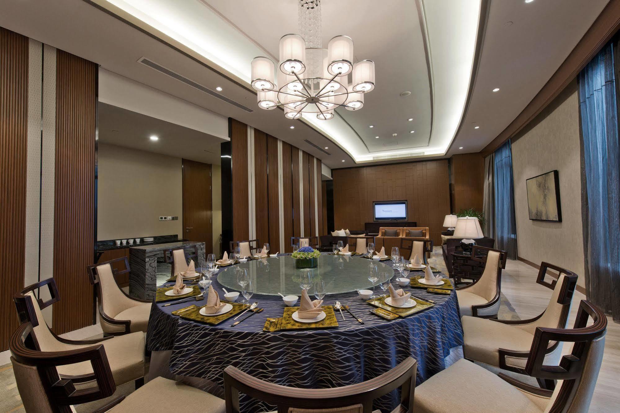 Pullman Shanghai Xuhui Exterior photo