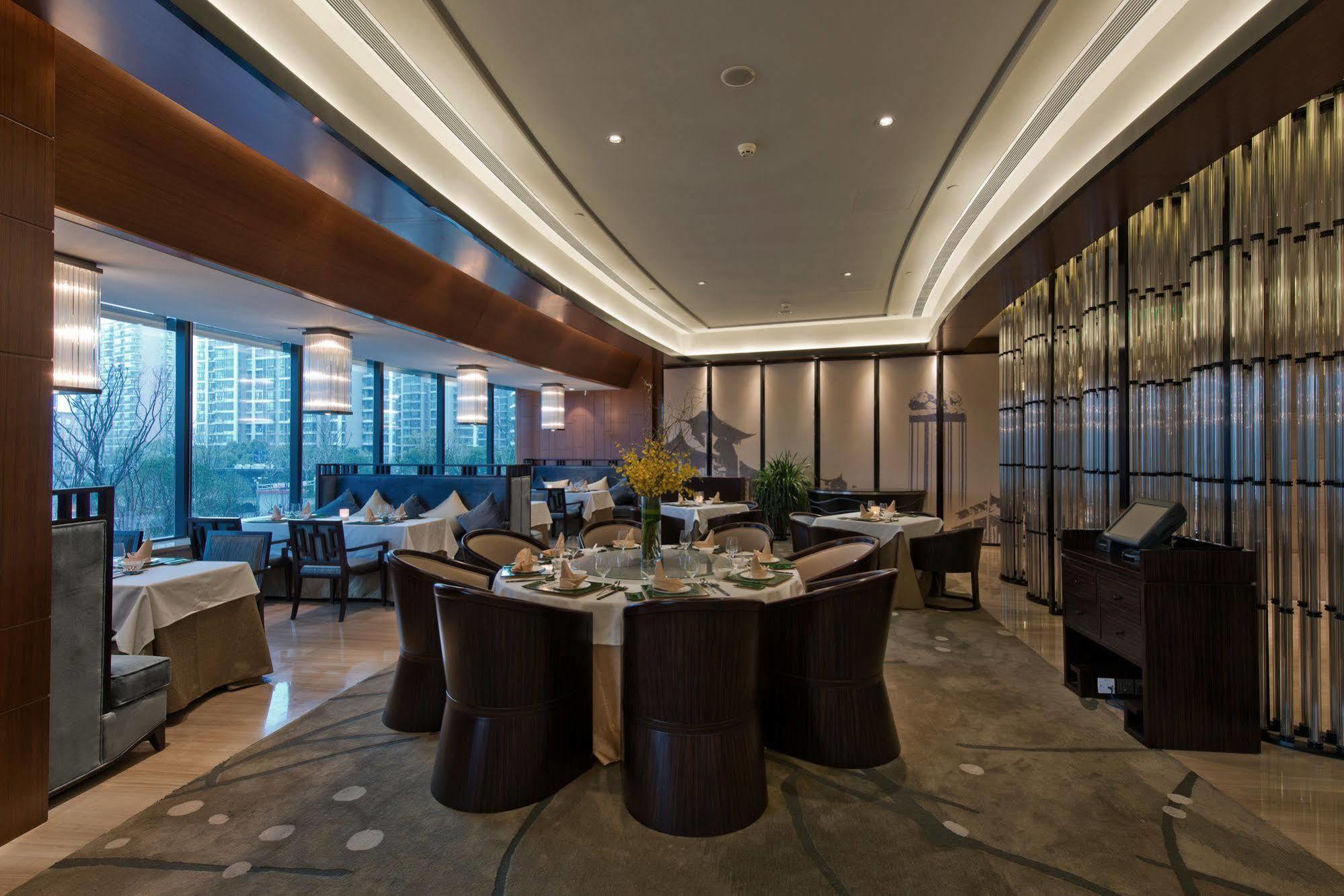 Pullman Shanghai Xuhui Exterior photo