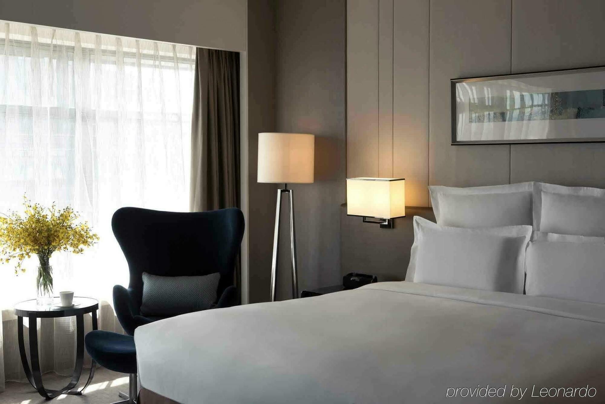Pullman Shanghai Xuhui Exterior photo